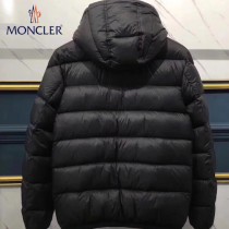 Moncler蒙口-25  新款男款.爆版羽絨服