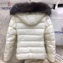 Moncler蒙口-32 秋冬  野生銀狐大毛領.最新官網moncler 女款羽絨服