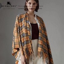 Burberry-01   巴寶莉新款鬥篷披肩