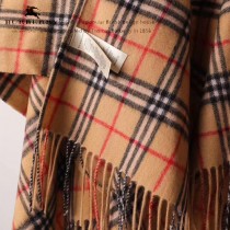 Burberry-01   巴寶莉新款鬥篷披肩