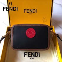 FENDI包包-010-02   芬迪經典雙F復古相機包