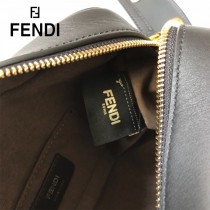 FENDI包包-010-01   芬迪經典雙F復古相機包