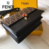 FENDI芬迪  原版皮 中號 Fendi Kan I 最新蓋頭壓牛皮雙F系列鏈條包