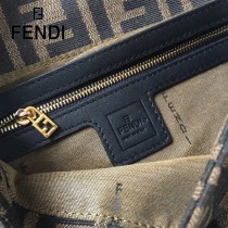 FENDI芬迪  原版皮 經典中古大F法棍包