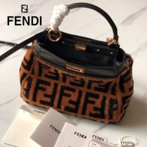 FENDI芬迪  原版皮 小號  新款雙F毛毛植絨系列Peekaboo手提斜背包