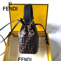 FENDI芬迪   原版皮小型款MON TRESOR水桶包