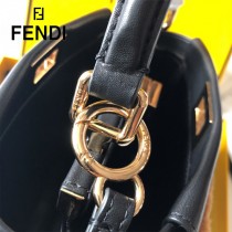 FENDI芬迪  原版皮 小號  新款雙F毛毛植絨系列Peekaboo手提斜背包