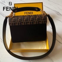 FENDI芬迪  原版皮 中號 Fendi Kan I 最新蓋頭壓牛皮雙F系列鏈條包