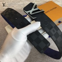 Lv：原單頭層牛皮雙面壓棋盤格帶身12-02
