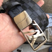 Lv 原單面料,內襯頭層小牛皮底.搭配原單扣3-04