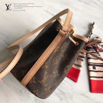 LV-M41346-01    路易威登新款原版皮Nano Lockit mini水桶包