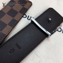 Lv 原單面料,內襯頭層小牛皮底.搭配原單扣4-04