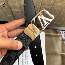 Lv 原單面料,內襯頭層小牛皮底.搭配原單扣3-04