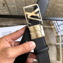 LV 原單頭層牛皮細十字紋面 內襯頭層小牛皮底10-02