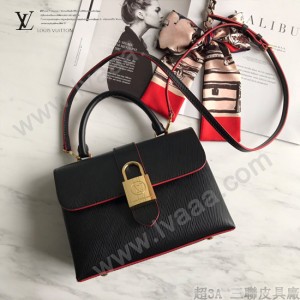 LV-M43129-01    路易威登新款原版皮水波紋ONE HANDLE手袋