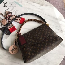 LV-M43953   路易威登新款原版皮BEAUBOURG中號手袋