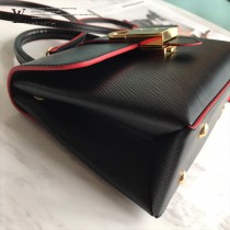 LV-M43129-01    路易威登新款原版皮水波紋ONE HANDLE手袋