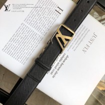 LV 原單頭層牛皮細十字紋面 內襯頭層小牛皮底10-02