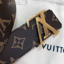 Lv 原單面料,內襯頭層小牛皮底.搭配原單扣4-06
