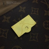 LV-M43982   路易威登新款原版皮CLUNY BB手袋