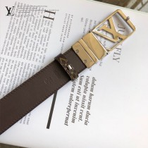 Lv 原單面料,內襯頭層小牛皮底.搭配原單扣3-02