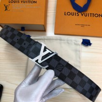 Lv 原單面料,內襯頭層小牛皮底.搭配原單扣4-02