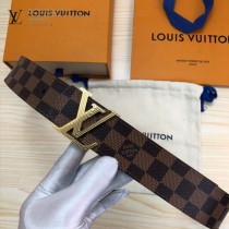 Lv 原單面料,內襯頭層小牛皮底.搭配原單扣4-03