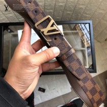 Lv 原單面料,內襯頭層小牛皮底.搭配原單扣3-03