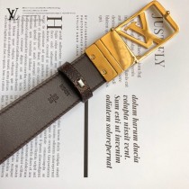 Lv 原單面料,內襯頭層小牛皮底.搭配原單扣3-05