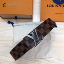 Lv 原單面料,內襯頭層小牛皮底.搭配原單扣4-04