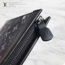LV-M44448   路易威登新款原版皮POCHETTE VOYAGE中號手包