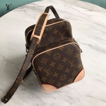 LV-M45236   路易威登新款原版皮男女通款記者包  相機包