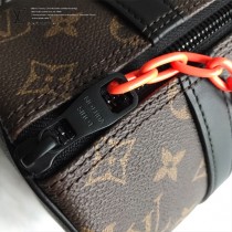 LV-M44479   路易威登新款原版皮PAPILLON手袋