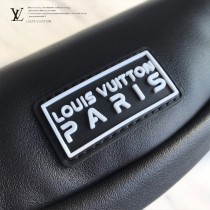 LV-M44444   路易威登新款原版皮男女通款腰包