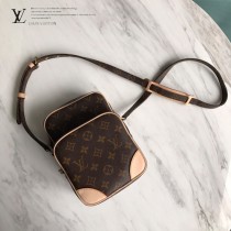 LV-M45236   路易威登新款原版皮男女通款記者包  相機包