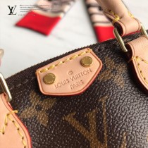 LV-M61253     路易威登原版皮經典款餃子包