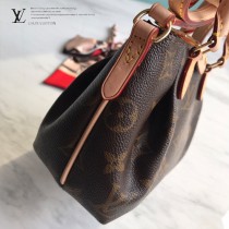 LV-M61253     路易威登原版皮經典款餃子包