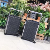 M23209-1  原單 新品  HORIZON 四輪拉桿箱邂逅奢華四輪拉桿箱