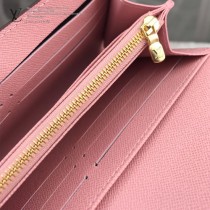 M62234-02 經典款女士錢包 原版皮 采用全進口皮料，歐牙拉鏈