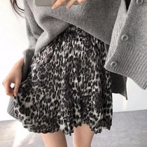 豹紋控的福利 露出美麗的大長腿 韓系野性豹紋半身高腰百褶裙 蓬蓬裙