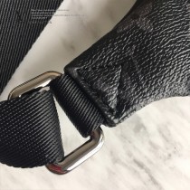 LV-M44336  路易威登原版皮BUMBAG腰包
