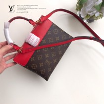 LV-M44141-02  路易威登原版皮手提斜背包