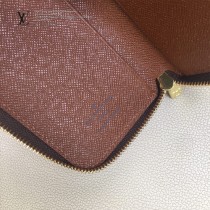 LV-M58106-04   路易威登原版皮多功能雙拉鑰匙包