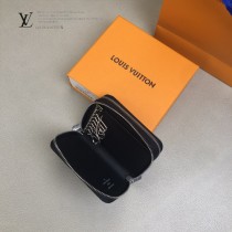 LV-M58106-02   路易威登原版皮多功能雙拉鑰匙包