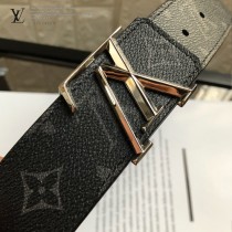 lv 字母扣腰帶采用雙面設計-005