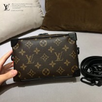M44480 原版皮  新款郵差包 男女同款 專櫃限量 18.5x13x8CM