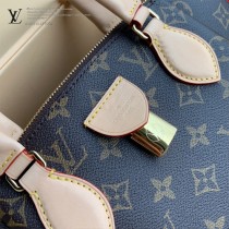 M44543 原版皮 Rivoli BB 手袋以 Monogram 帆布勾勒風琴結構