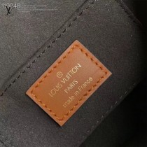 M44392-01 新款原版皮  METIS 小號郵差包