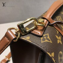 M40786 原版皮 經典 郵差包