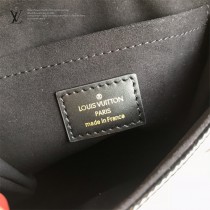 M52880-04 原版皮 水波紋